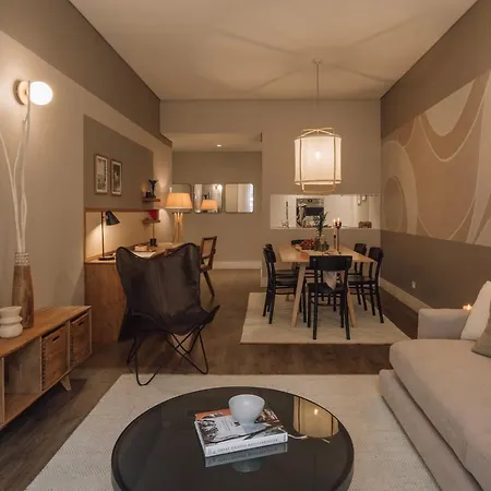 Apartment Lubrense - 2 Bedrooms And Terrace In Chiado Lissabon