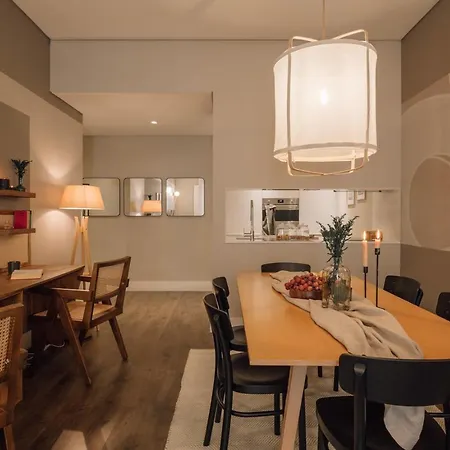 Lubrense - 2 Bedrooms And Terrace In Chiado * Lissabon