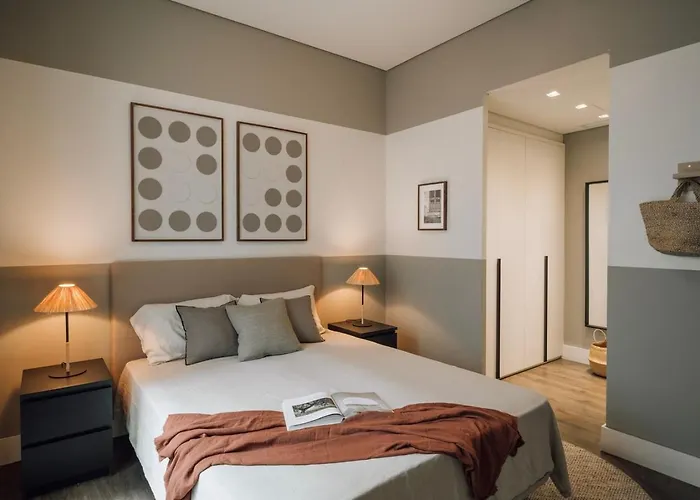 شقة Lubrense - 2 Bedrooms And Terrace In Chiado *