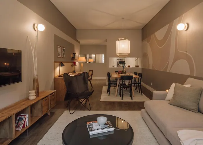 شقة Lubrense - 2 Bedrooms And Terrace In Chiado Lisboa