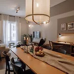 Lubrense - 2 Bedrooms And Terrace In Chiado Lägenhet Lisboa